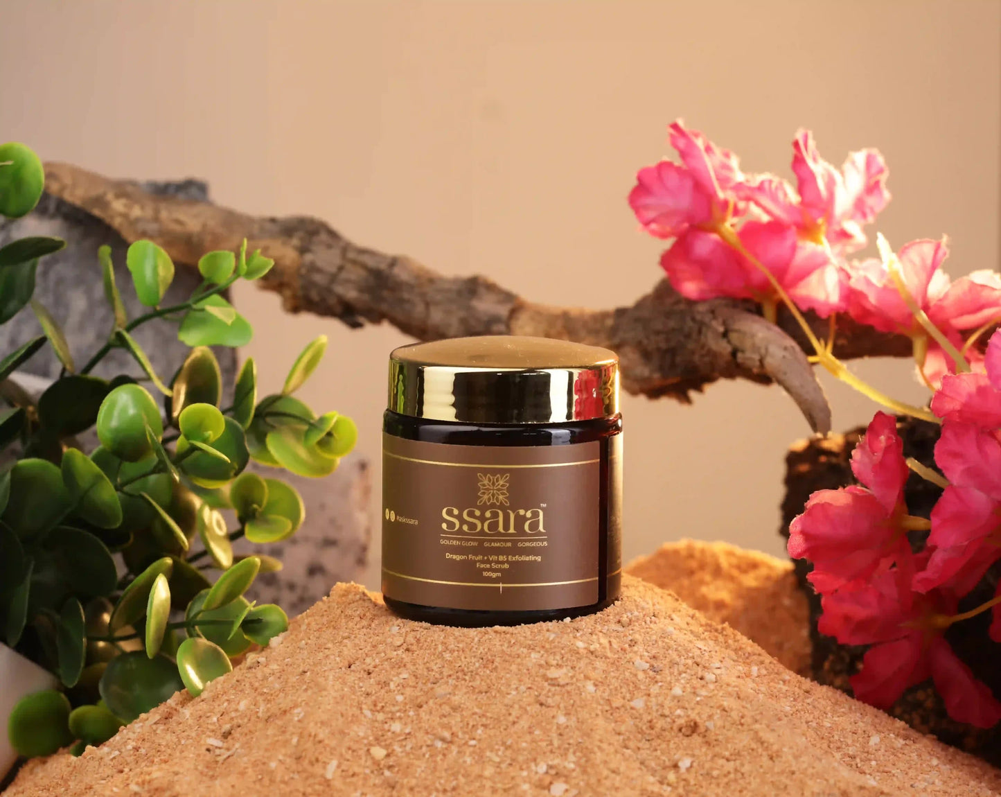 Dragon Fruit + Vit B5 Exfoliating Face Scrub